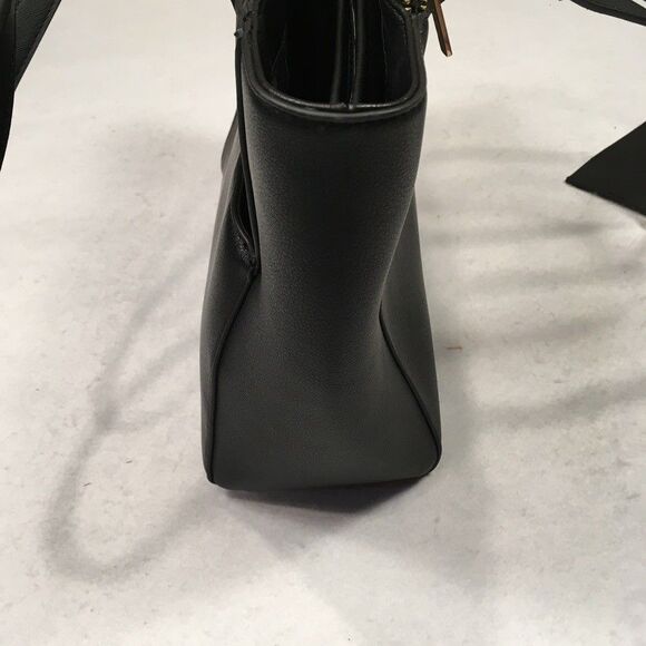 NWOT Anne Klein Black Laptop Bag Wristlet Gold Hardware Bows Faux Leather Career - Picture 6 of 16